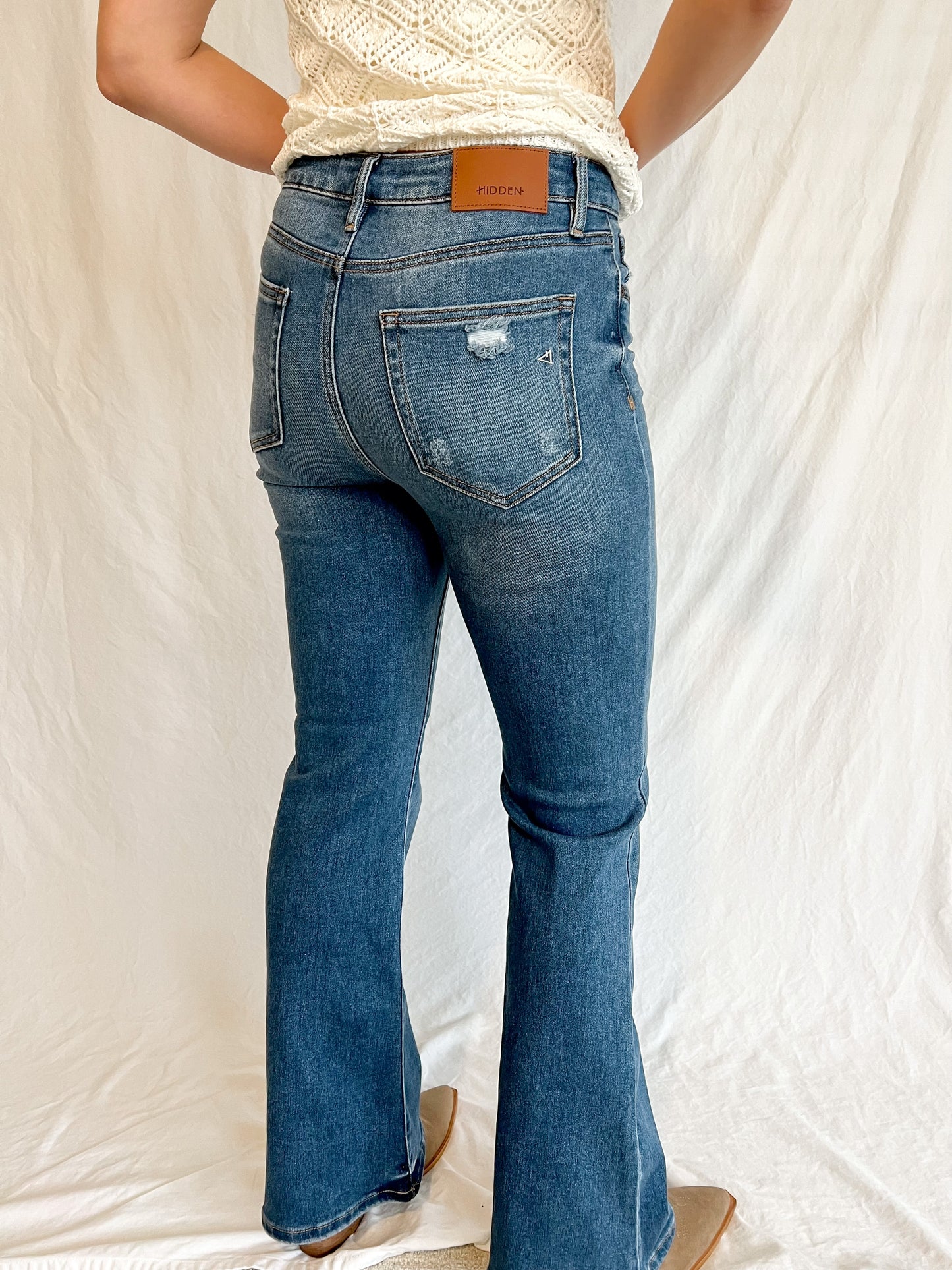 Happi Classic Flare Jeans