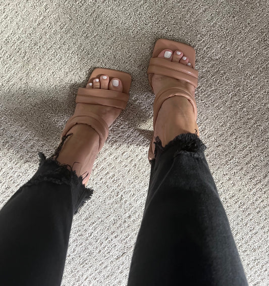 Puffy Strap Nude Heel